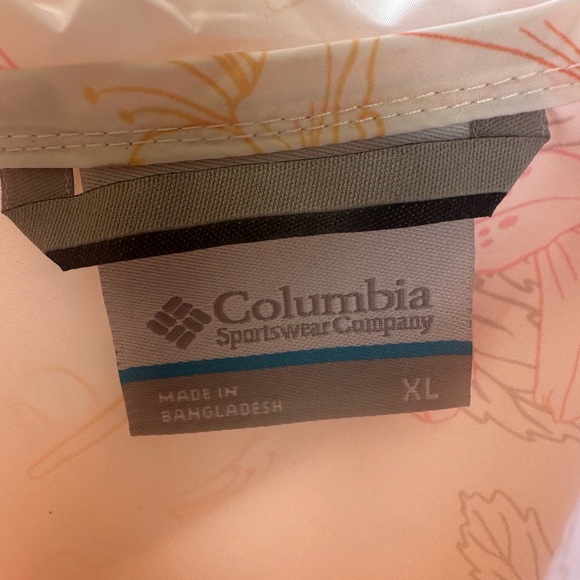 Brand new extra large woman’s Columbia sportswear jacket! - Picture 3 of 4